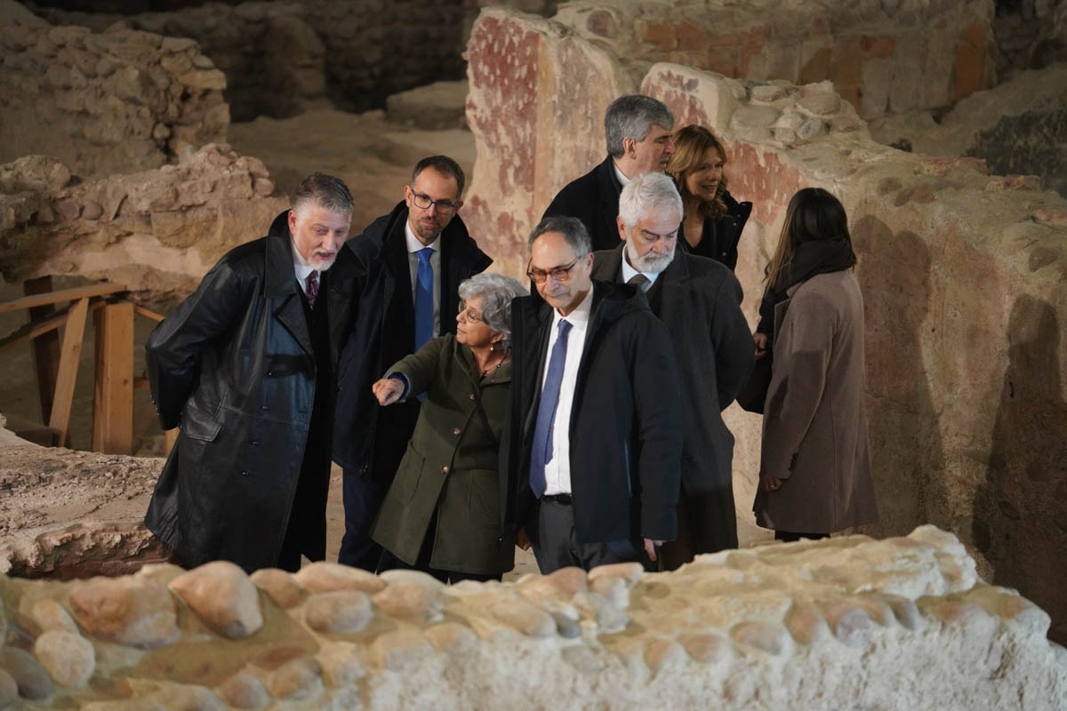 Ministro Alessandro Giuli e sottosegretario Gianmarco Mazzi in visita all'ex cinema Astra (5 marzo 2026)