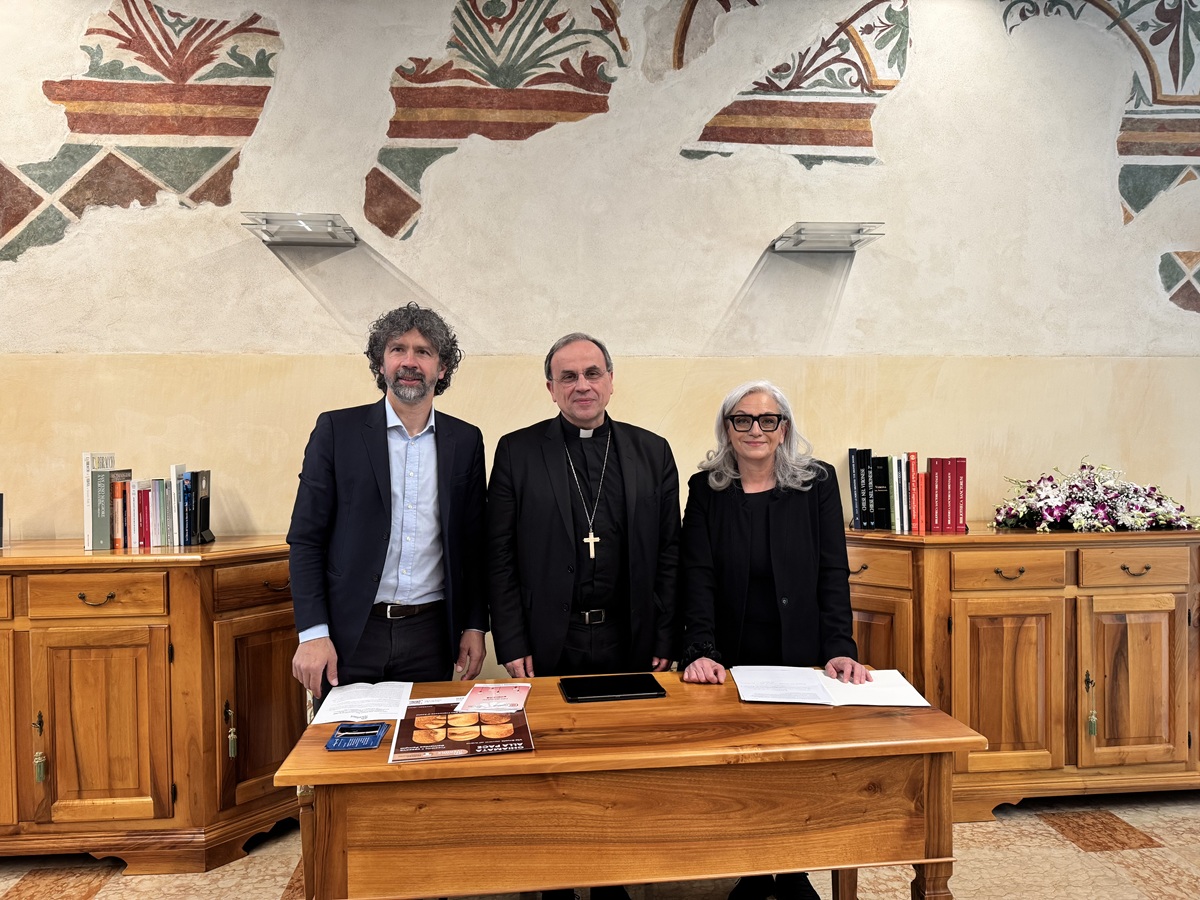 foto chiamata alla pace via crucis 2026 arena di verona