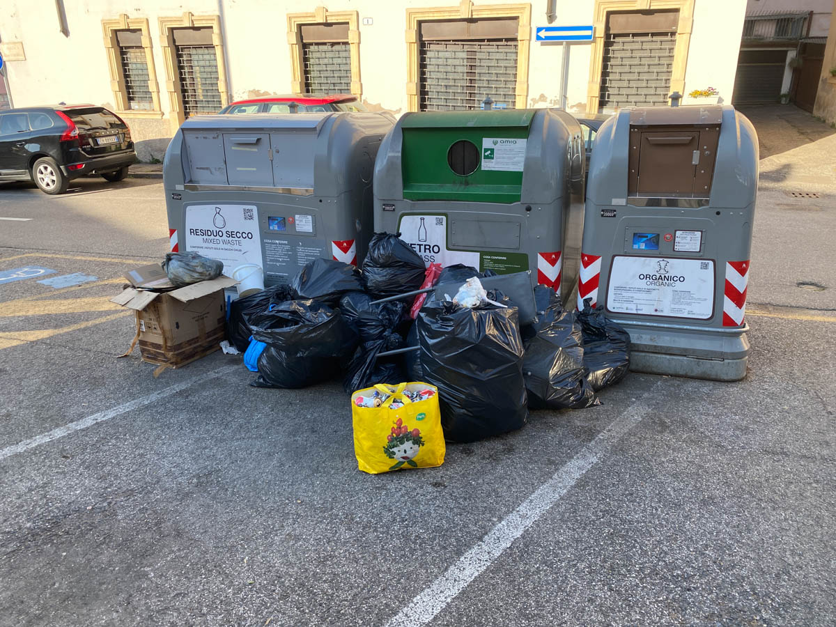 Monitoraggio cassonetti Amia Verona - Piazza della Chiesa San Michele - 19 marzo 2026